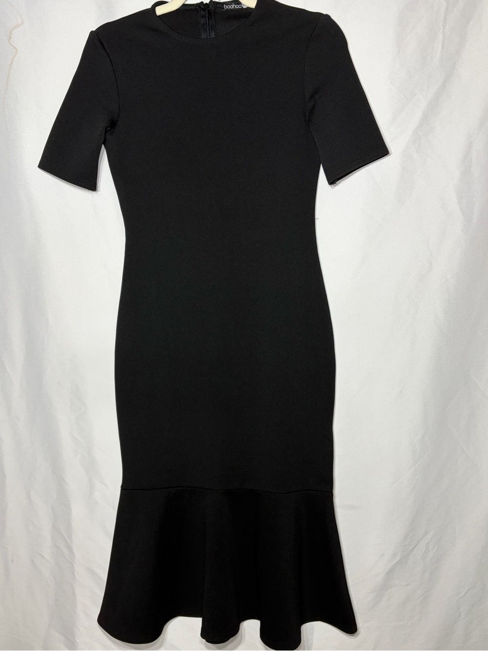 Boohoo Night Women’s 6 Black Short Sleeve Zip Back Flared-Hem Midi Dress